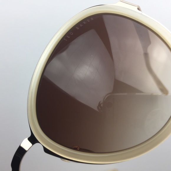 Ted Baker :SUNGLASSES - Picture 4 of 12